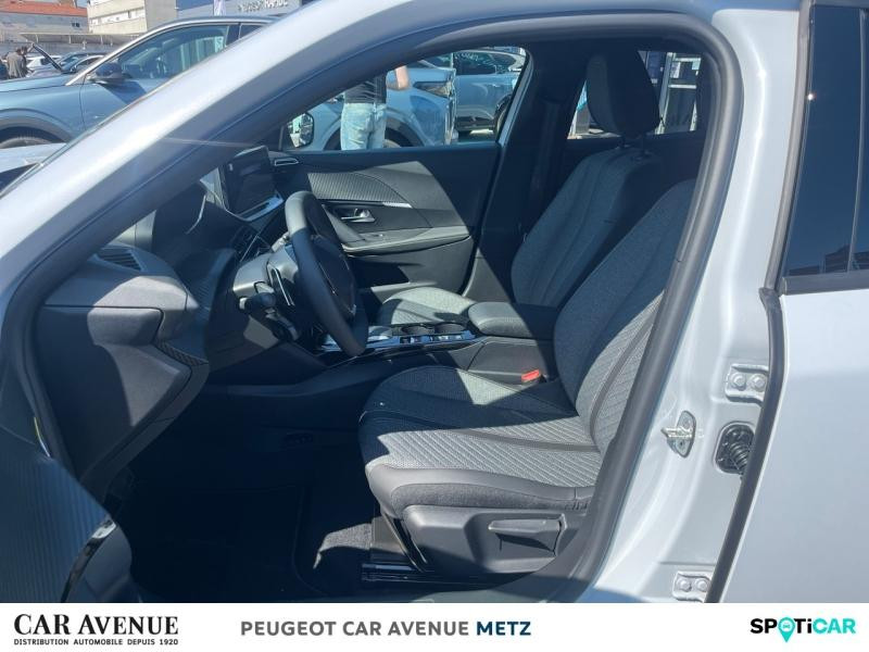 Occasion PEUGEOT 2008 1.2 Hybrid 145ch Allure e-DCS6 2025 Blanc Okénite (M) 30949 € à Metz