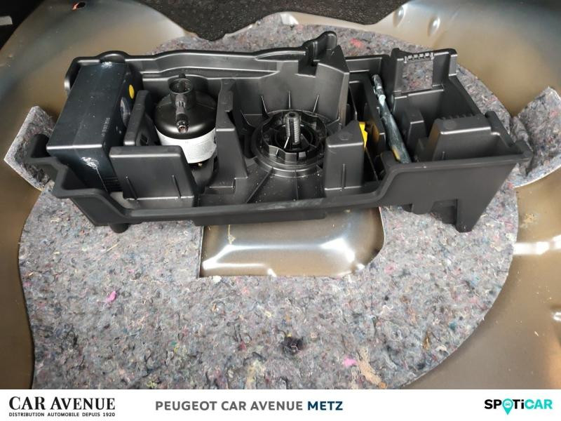 Occasion PEUGEOT 2008 1.2 PureTech 130ch S&S Style EAT8 2021 Noir Perla Nera (M) 16490 € à Metz