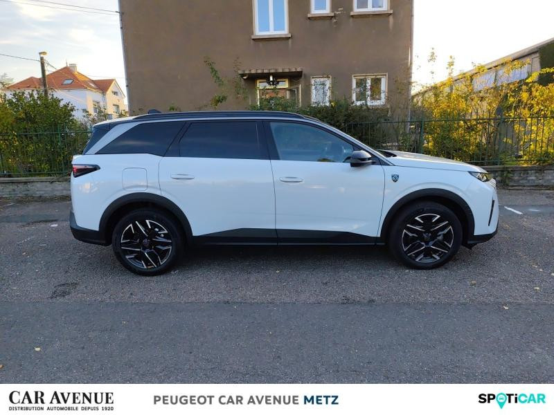 Used PEUGEOT 5008 Hybrid 136ch GT e-DCS6 2024 Blanc Okénite (M) € 36490 in Metz