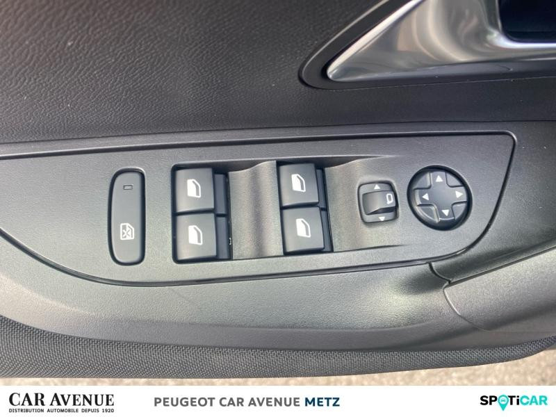 Occasion PEUGEOT 2008 1.2 PureTech 100ch S&S Active 2021 Gris Platinium (M) 13290 € à Metz
