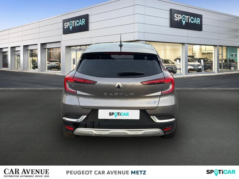 Occasion RENAULT Captur 1.6 E-Tech hybride 145ch Intens -21 2021 Gris Cassiopée/Noir Etoilé 16990 € à Metz