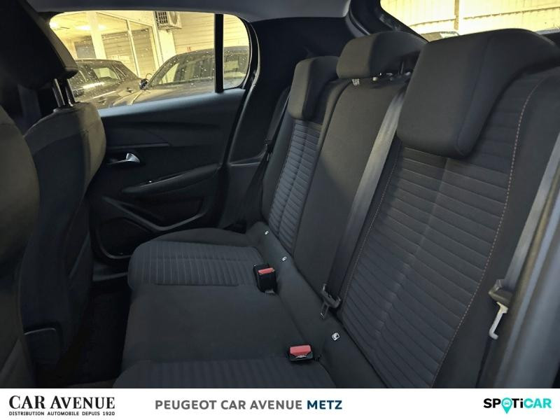 Used PEUGEOT 208 1.2 PureTech 100ch S&S Active Pack 2022 Noir Perla Nera (M) € 10990 in Metz