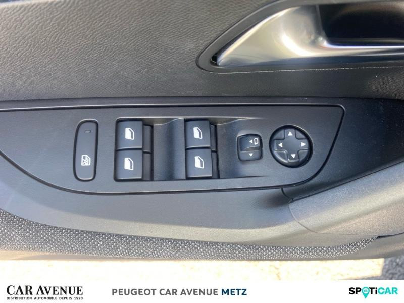 Occasion PEUGEOT 2008 1.2 PureTech 100ch S&S Style 2022 Gris Artense (M) 15990 € à Metz