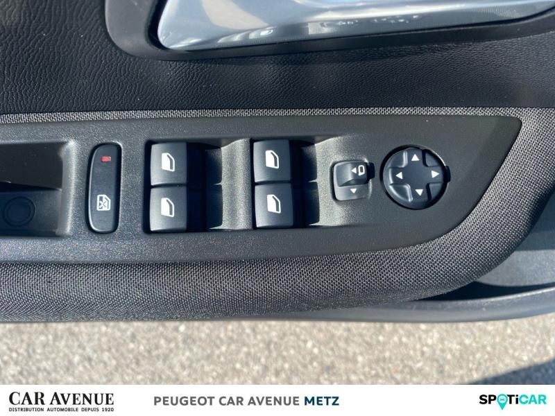 Occasion PEUGEOT 208 1.2 PureTech 100ch S&S Active Business 2021 Blanc Banquise (O) 9790 € à Metz