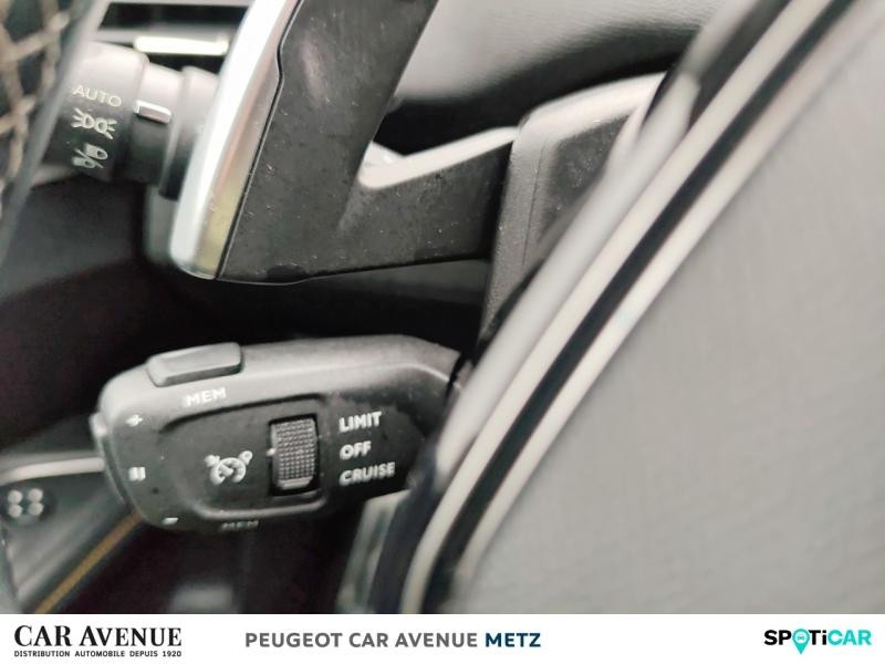 Occasion PEUGEOT 3008 HYBRID 225ch Roadtrip e-EAT8 2021 Bleu Vertigo (S) 21390 € à Metz