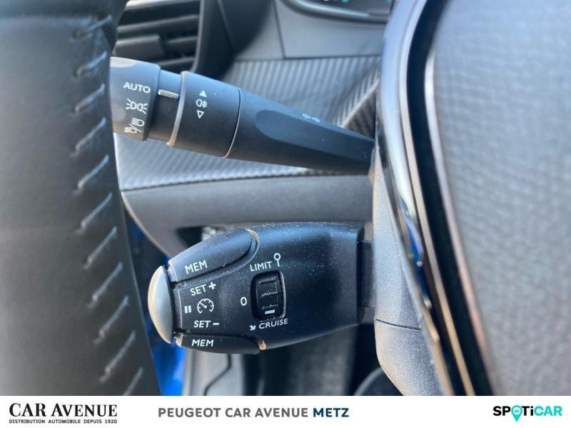 Used PEUGEOT 208 e-208 136ch Allure 2021 Bleu Vertigo (V) € 15490 in Metz