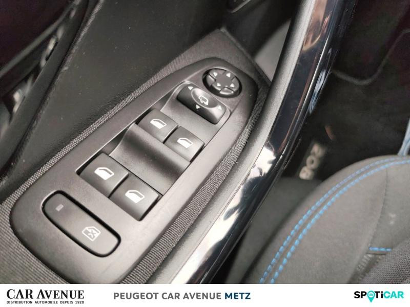 Used PEUGEOT 208 1.2 PureTech 82ch E6.c Signature 5p 2019 Gris Artense € 9299 in Metz