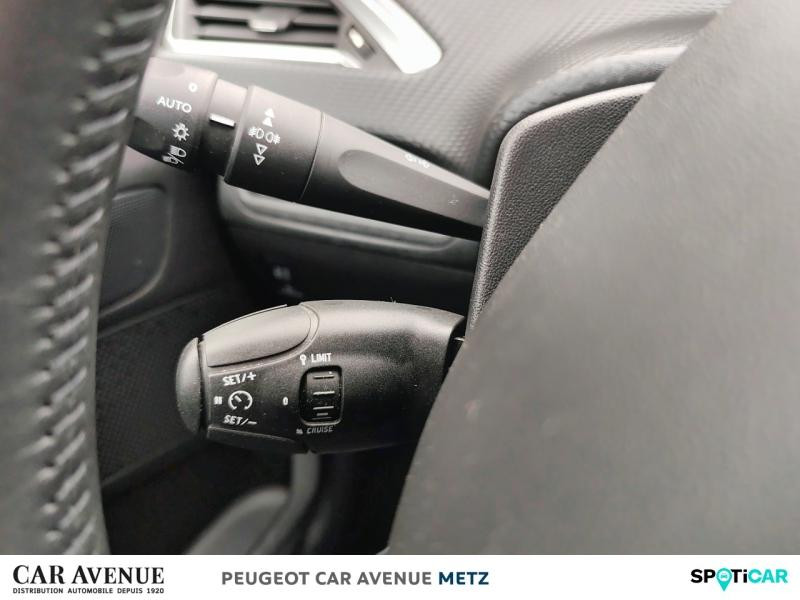 Used PEUGEOT 208 1.2 PureTech 82ch E6.c Signature 5p 2019 Gris Artense € 9299 in Metz