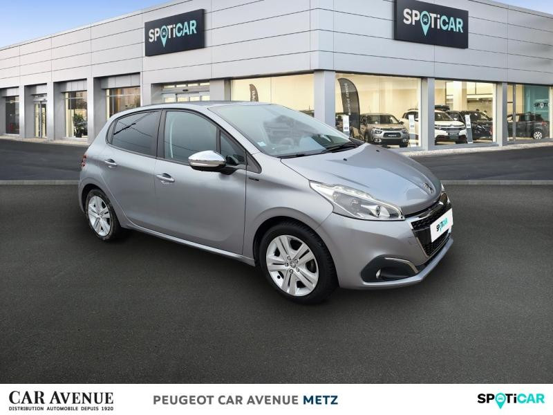Used PEUGEOT 208 1.2 PureTech 82ch E6.c Signature 5p 2019 Gris Artense € 9299 in Metz