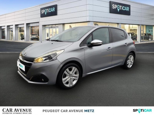 Used PEUGEOT 208 1.2 PureTech 82ch E6.c Signature 5p 2019 Gris Artense € 9,990 in Metz