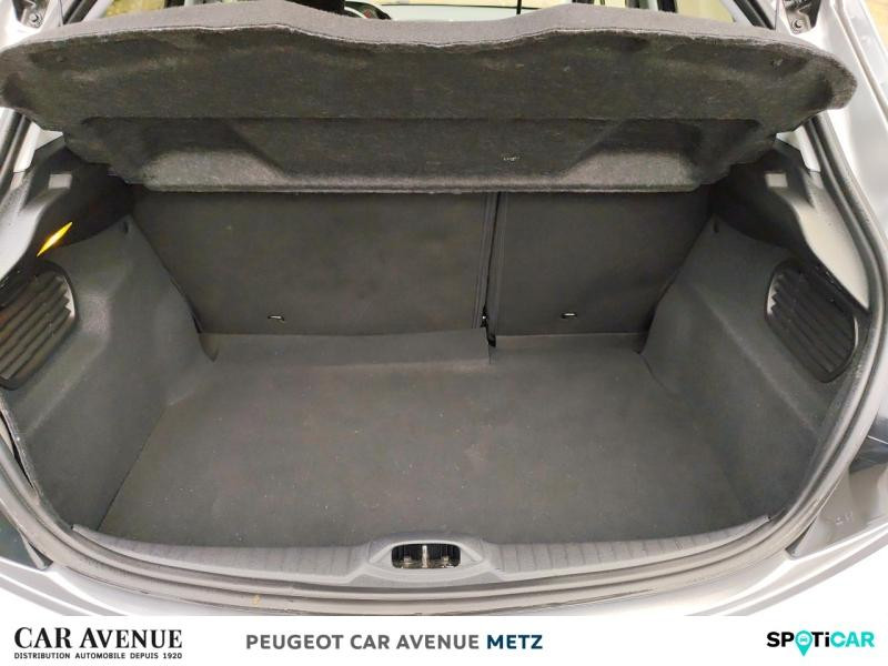 Used PEUGEOT 208 1.2 PureTech 82ch E6.c Signature 5p 2019 Gris Artense € 9299 in Metz