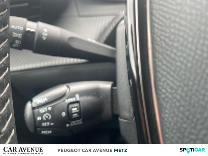 Used PEUGEOT 208 1.2 PureTech 100ch S&S Allure 118g 2021 Gris Platinium (M) € 13990 in Metz