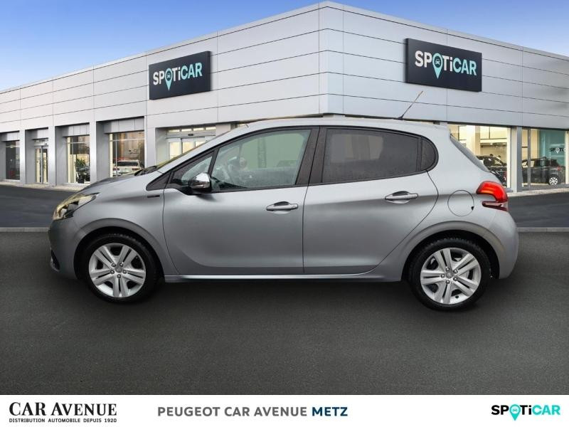 Used PEUGEOT 208 1.2 PureTech 82ch E6.c Signature 5p 2019 Gris Artense € 9990 in Metz