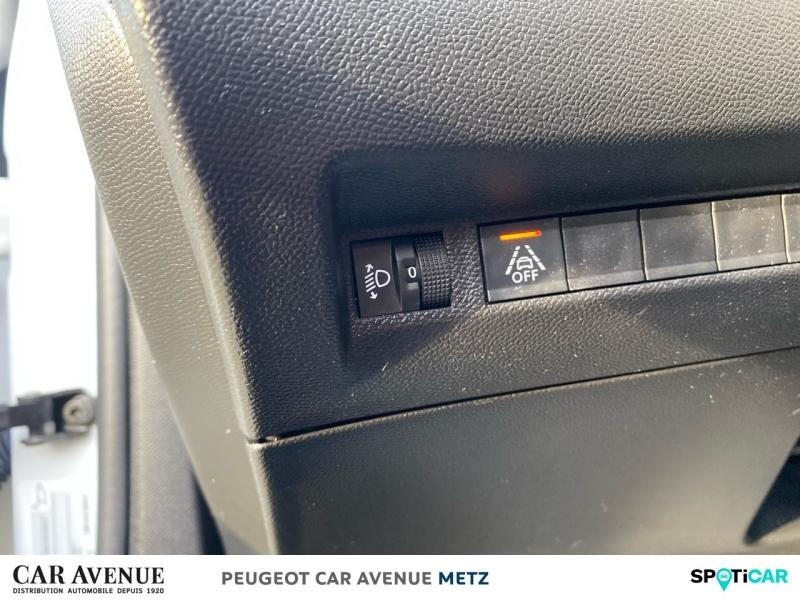 Occasion PEUGEOT 2008 e-2008 136ch Style 2021 Blanc Nacré (N) 16990 € à Metz