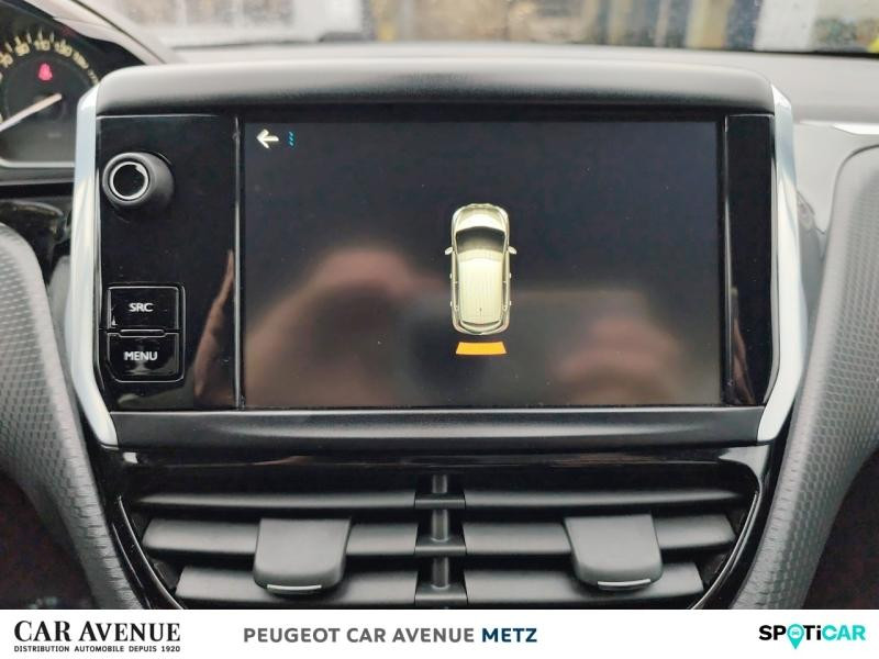 Used PEUGEOT 208 1.2 PureTech 82ch E6.c Signature 5p 2019 Gris Artense € 9990 in Metz