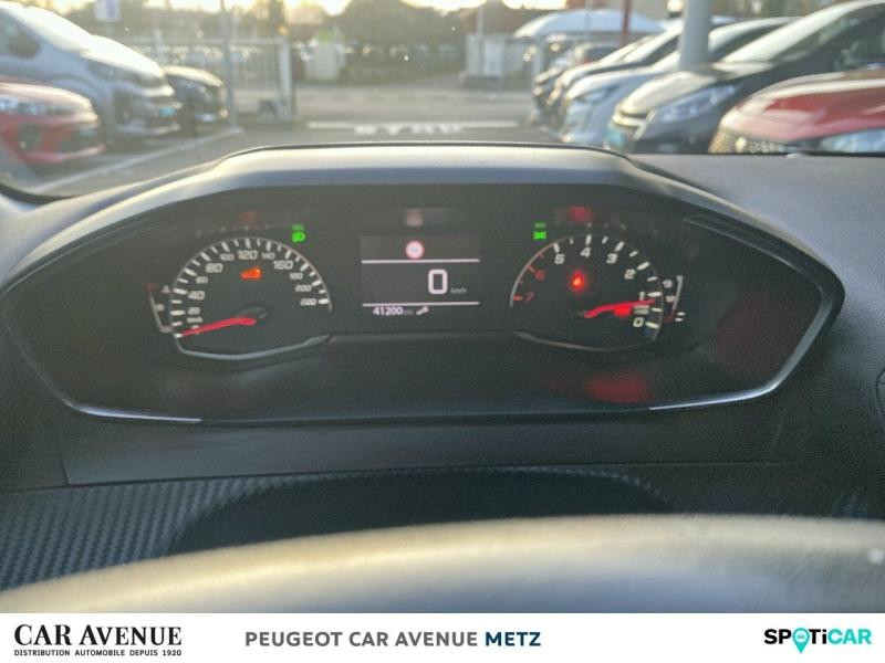 Used PEUGEOT 208 1.5 BlueHDi 100ch S&S Style 2022 Noir Perla Nera (M) € 14990 in Metz