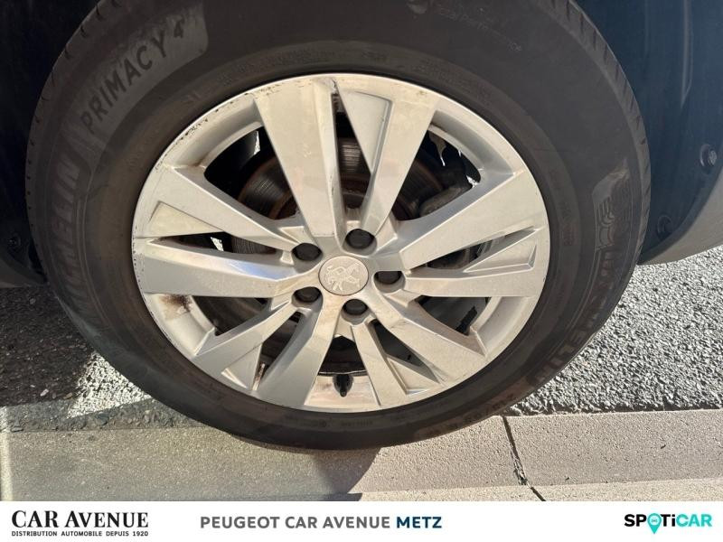 Used PEUGEOT 5008 1.2 PureTech 130ch S&S Active Pack 2022 Gris Artense (M) € 19990 in Metz
