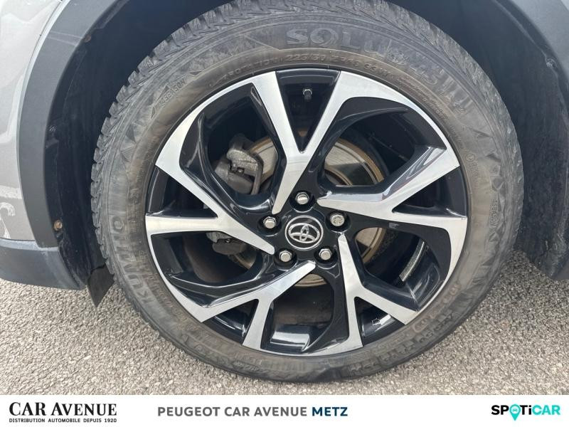 Occasion TOYOTA C-HR 122h Edition 2WD E-CVT RC18 2018 Gris Atlas 17590 € à Metz