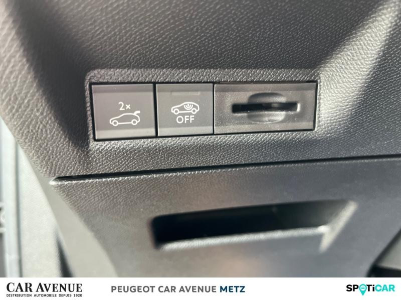 Occasion PEUGEOT 3008 1.2 Hybrid 145ch GT e-DCS6 2025 Gris Titane (M) 41692 € à Metz