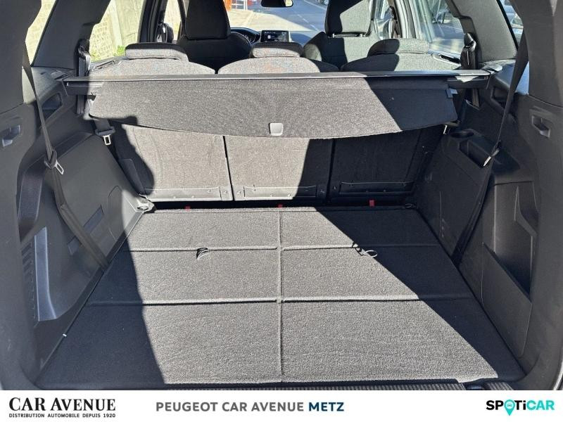 Used PEUGEOT 5008 1.2 PureTech 130ch S&S Active Pack 2022 Gris Artense (M) € 19990 in Metz