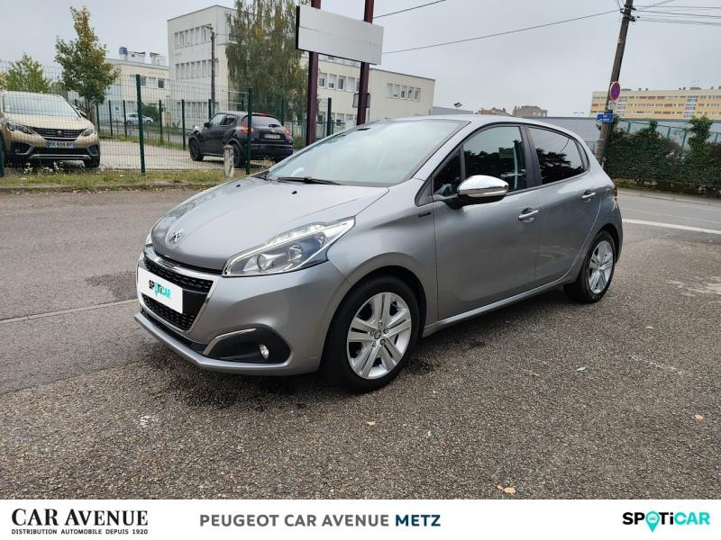 Used PEUGEOT 208 1.2 PureTech 82ch E6.c Signature 5p 2019 Gris Artense € 9299 in Metz