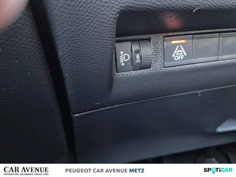Occasion PEUGEOT 2008 1.2 PureTech 100ch S&S Allure 2021 Noir Perla Nera (M) 14990 € à Metz