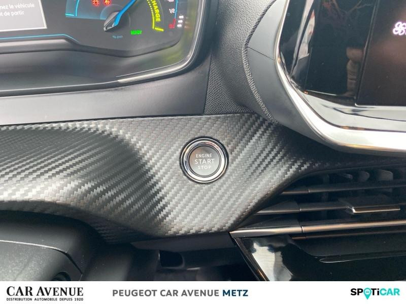 Used PEUGEOT 2008 e-2008 136ch Active Pack 2023 Gris Artense (M) € 19990 in Metz