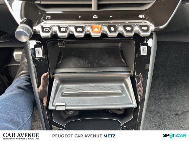 Occasion PEUGEOT 2008 1.2 Hybrid 136ch GT e-DCS6 2025 Noir Perla Nera (M) 29990 € à Metz
