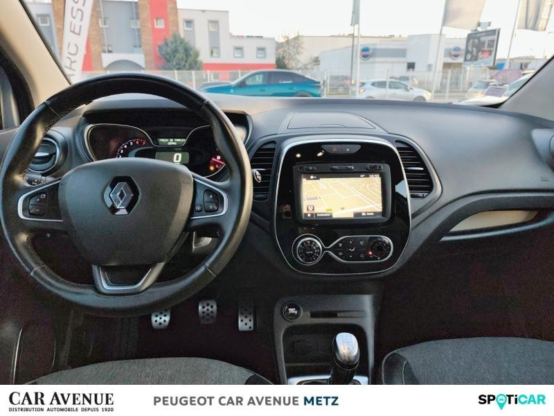 Occasion RENAULT Captur 0.9 TCe 90ch energy Intens Euro6c 2017 Gris Cassiopée/Noir Etoilé 10990 € à Metz