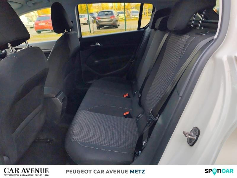 Used PEUGEOT 308 1.2 Puretech 110ch Style S&S 5p 2017 Blanc Nacré € 9990 in Metz