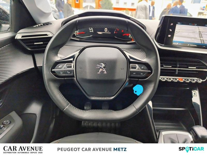 Used PEUGEOT 208 1.2 PureTech 100ch S&S Active Business 2022 Blanc Banquise (O) € 11249 in Metz