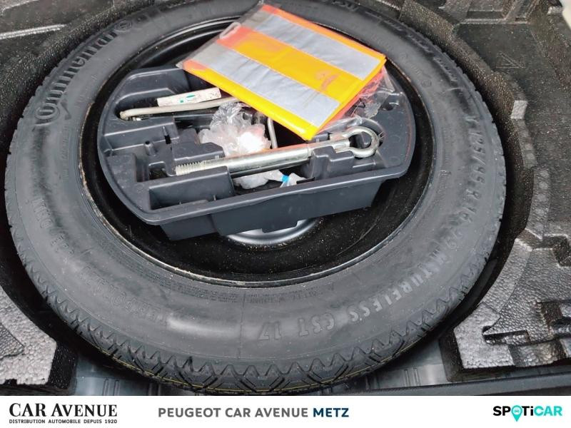 Used PEUGEOT 308 1.2 Puretech 110ch Style S&S 5p 2017 Blanc Nacré € 9990 in Metz