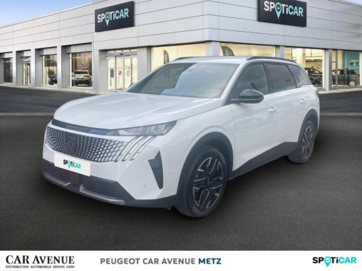 Used PEUGEOT 5008 Hybrid 145ch Allure e-DCS6 2025 Blanc Okénite (M) € 35,990 in Metz