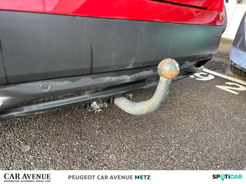 Occasion PEUGEOT 308 SW 1.5 BlueHDi 130ch S&S Active Pack 2022 Teinte spéciale rouge elixir 15490 € à Metz