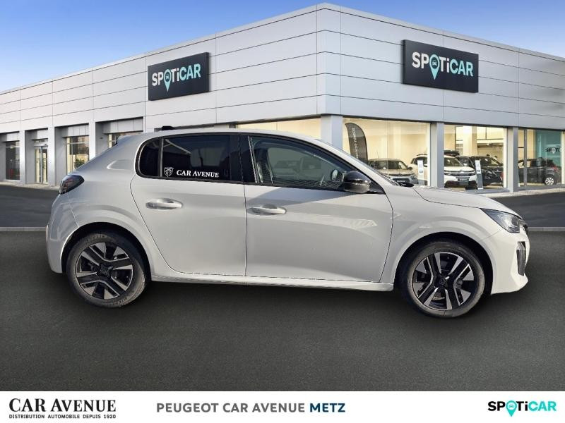 Used PEUGEOT 208 1.2 Hybrid 110ch Allure e-DCS6 2025 Blanc Okénite (M) € 23390 in Metz