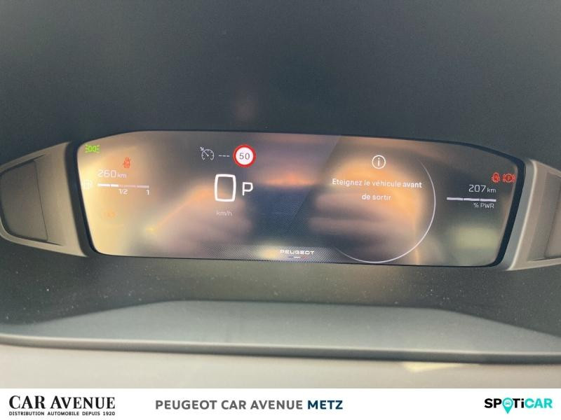 Used PEUGEOT 208 1.2 Hybrid 110ch Allure e-DCS6 2025 Blanc Okénite (M) € 23390 in Metz