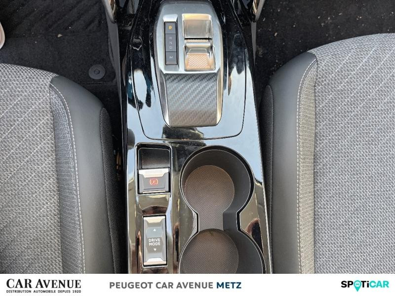 Used PEUGEOT 208 1.2 Hybrid 110ch Allure e-DCS6 2025 Blanc Okénite (M) € 23390 in Metz