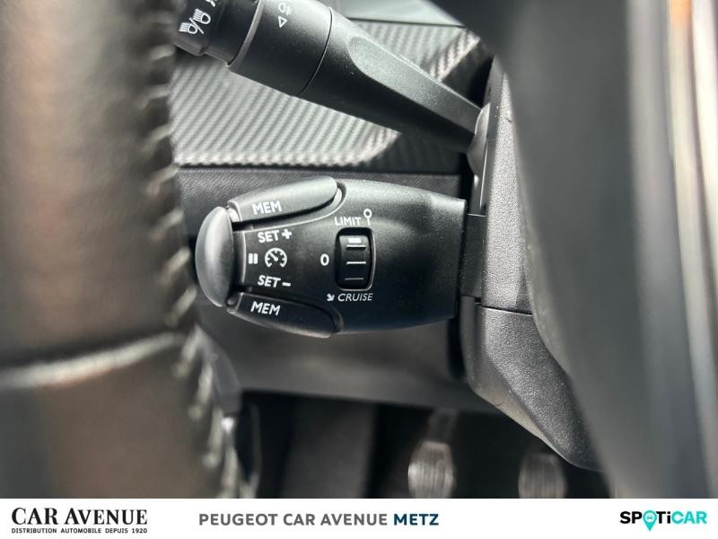 Occasion PEUGEOT 208 1.2 PureTech 100ch S&S Style 2022 Blanc Banquise (O) 14490 € à Metz