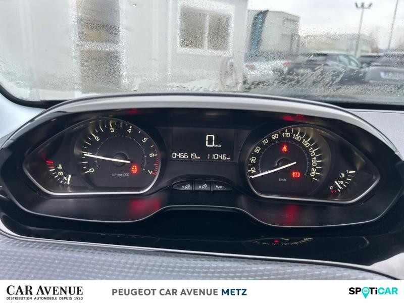 Used PEUGEOT 208 1.2 PureTech 82ch E6.c Signature 5p 2019 Gris Platinium € 9490 in Metz