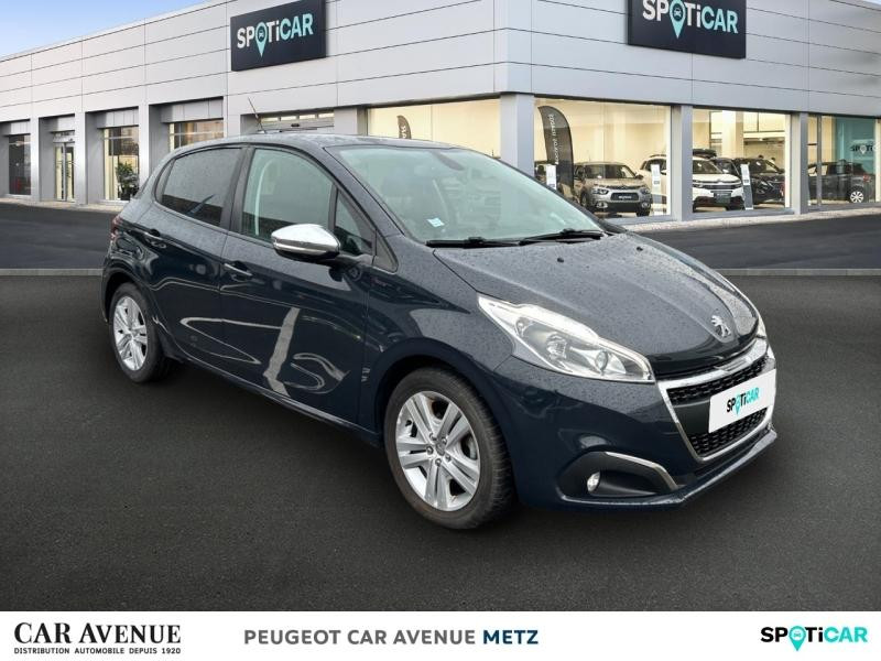 Used PEUGEOT 208 1.2 PureTech 82ch E6.c Signature 5p 2019 Gris Platinium € 9490 in Metz