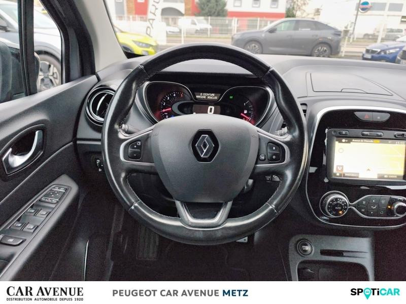 Used RENAULT Captur 1.5 dCi 90ch energy Intens Euro6c 2019 Gris Cassiopée € 13590 in Metz