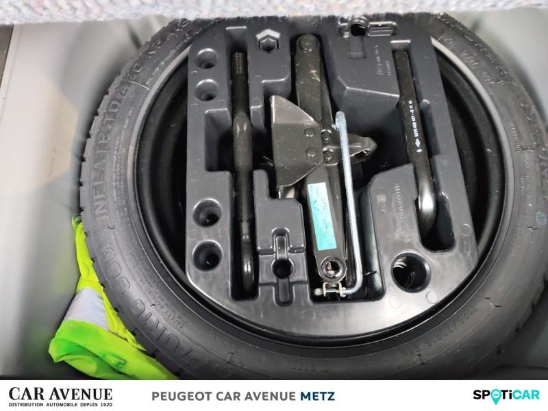 Used RENAULT Captur 1.5 dCi 90ch energy Intens Euro6c 2019 Gris Cassiopée € 13590 in Metz