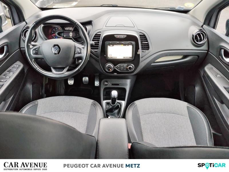 Used RENAULT Captur 1.5 dCi 90ch energy Intens Euro6c 2019 Gris Cassiopée € 13590 in Metz