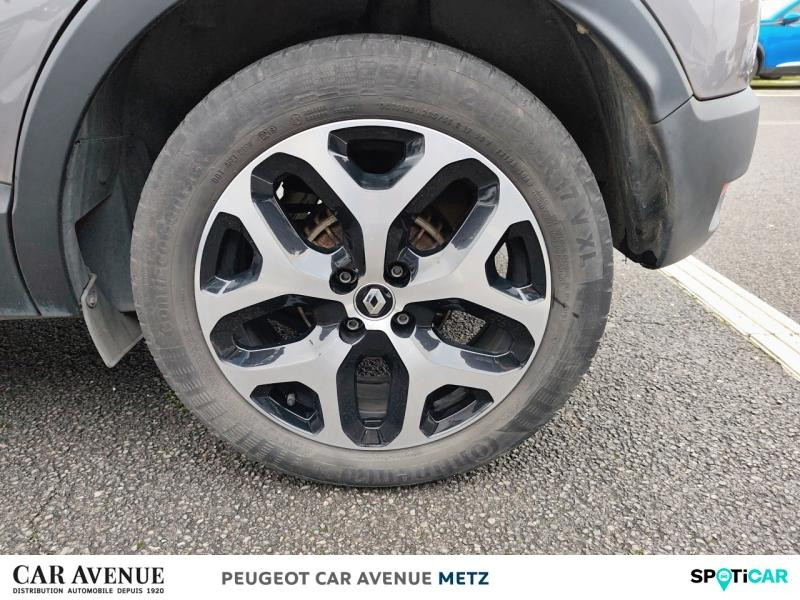 Used RENAULT Captur 1.5 dCi 90ch energy Intens Euro6c 2019 Gris Cassiopée € 13590 in Metz