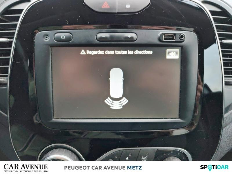 Used RENAULT Captur 1.5 dCi 90ch energy Intens Euro6c 2019 Gris Cassiopée € 13590 in Metz