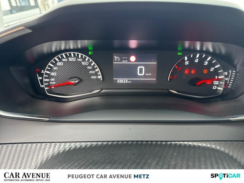 Used PEUGEOT 2008 1.2 PureTech 100ch S&S Active Pack 2022 Gris Artense (M) € 16490 in Metz