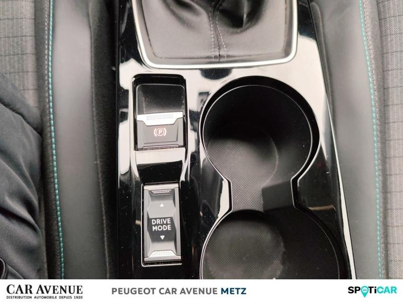 Used PEUGEOT 2008 1.2 PureTech 100ch S&S Allure 5cv 2021 Blanc banquise (O) € 15690 in Metz