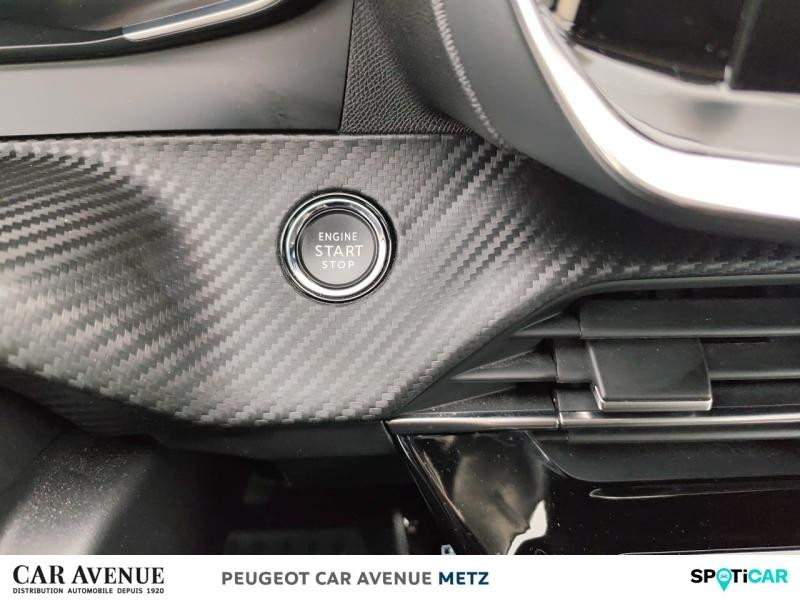 Used PEUGEOT 2008 1.2 PureTech 100ch S&S Allure 5cv 2021 Blanc banquise (O) € 15690 in Metz