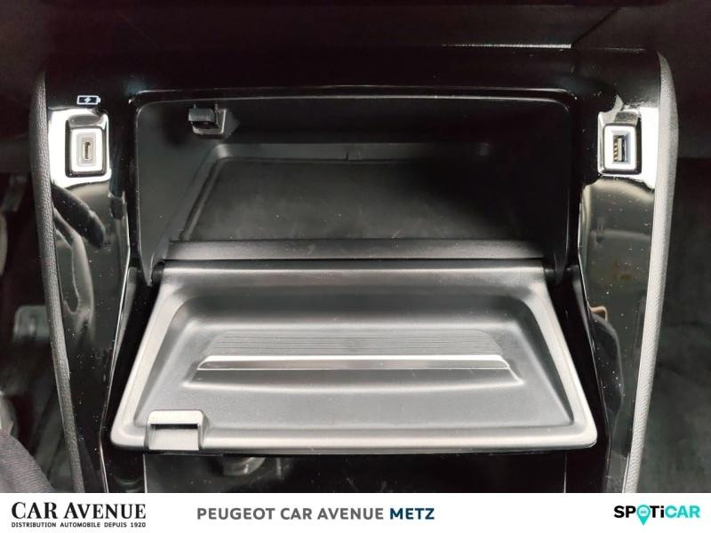 Used PEUGEOT 2008 1.2 PureTech 100ch S&S Allure 5cv 2021 Blanc banquise (O) € 15690 in Metz