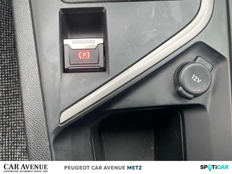 Used PEUGEOT 308 SW 1.5 BlueHDi 130ch S&S Active Pack SW 2022 Blanc Banquise (O) € 15690 in Metz